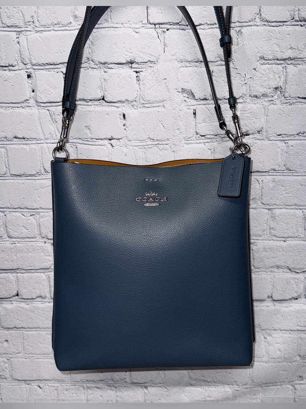 Coach Mollie Bucket Bag - Picture 5 of 11